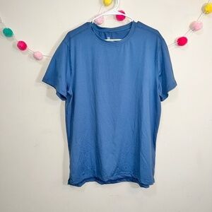 All in Motion Blue Short Sleeve Quick Dry Athletic T-shirt Women's Size Large